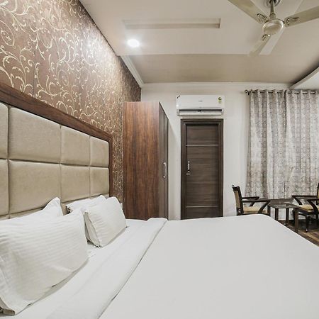 Hotel Townhouse Hollywood Heights à Amritsar Extérieur photo